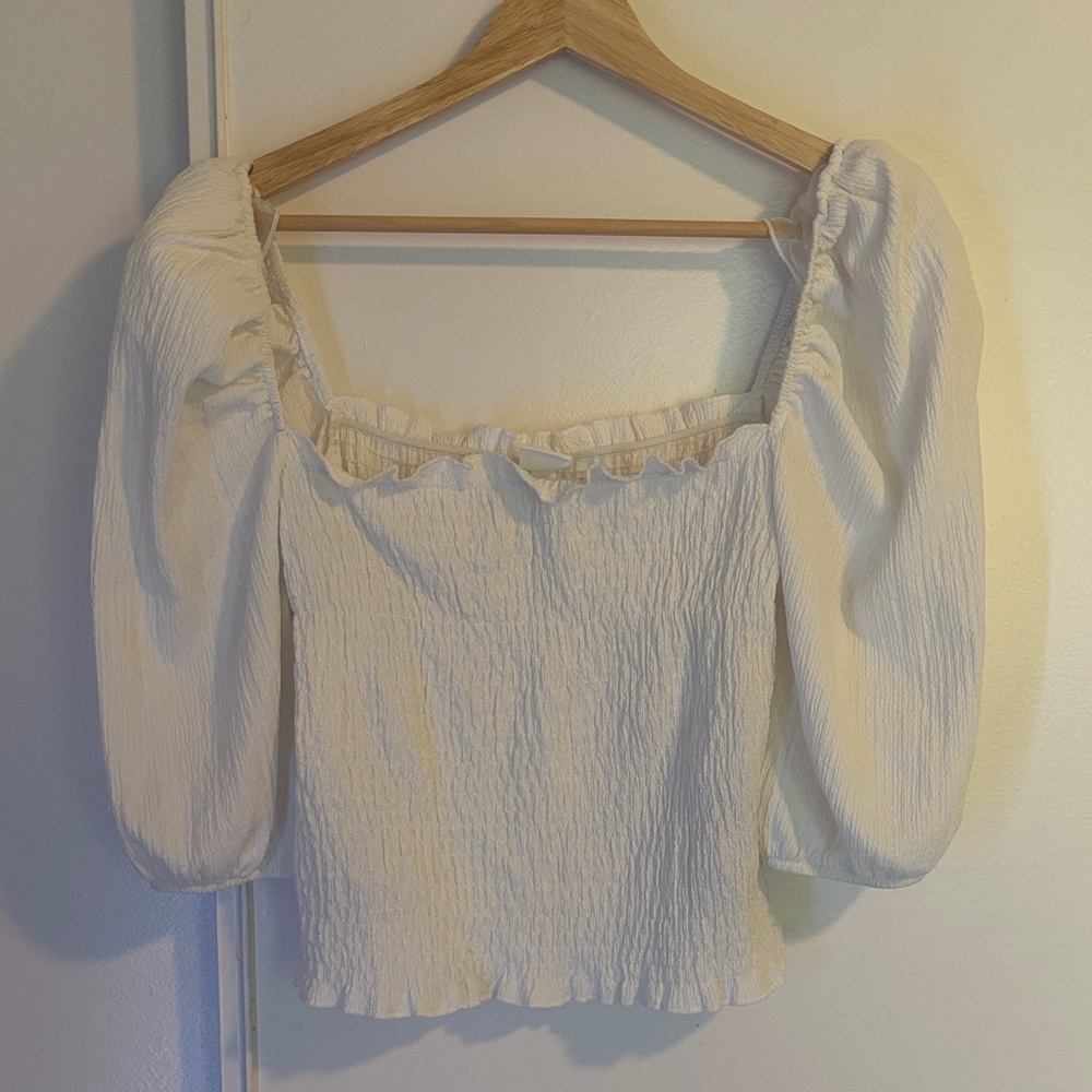 H&M White Puff-Sleeve Smocked Crop Top